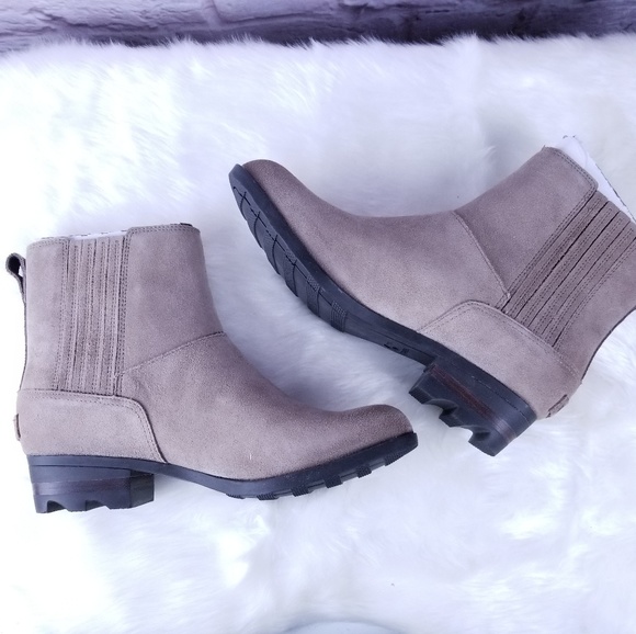 Sorel Lolla Chelsea ash brown boots ankle NEW - Picture 3 of 8